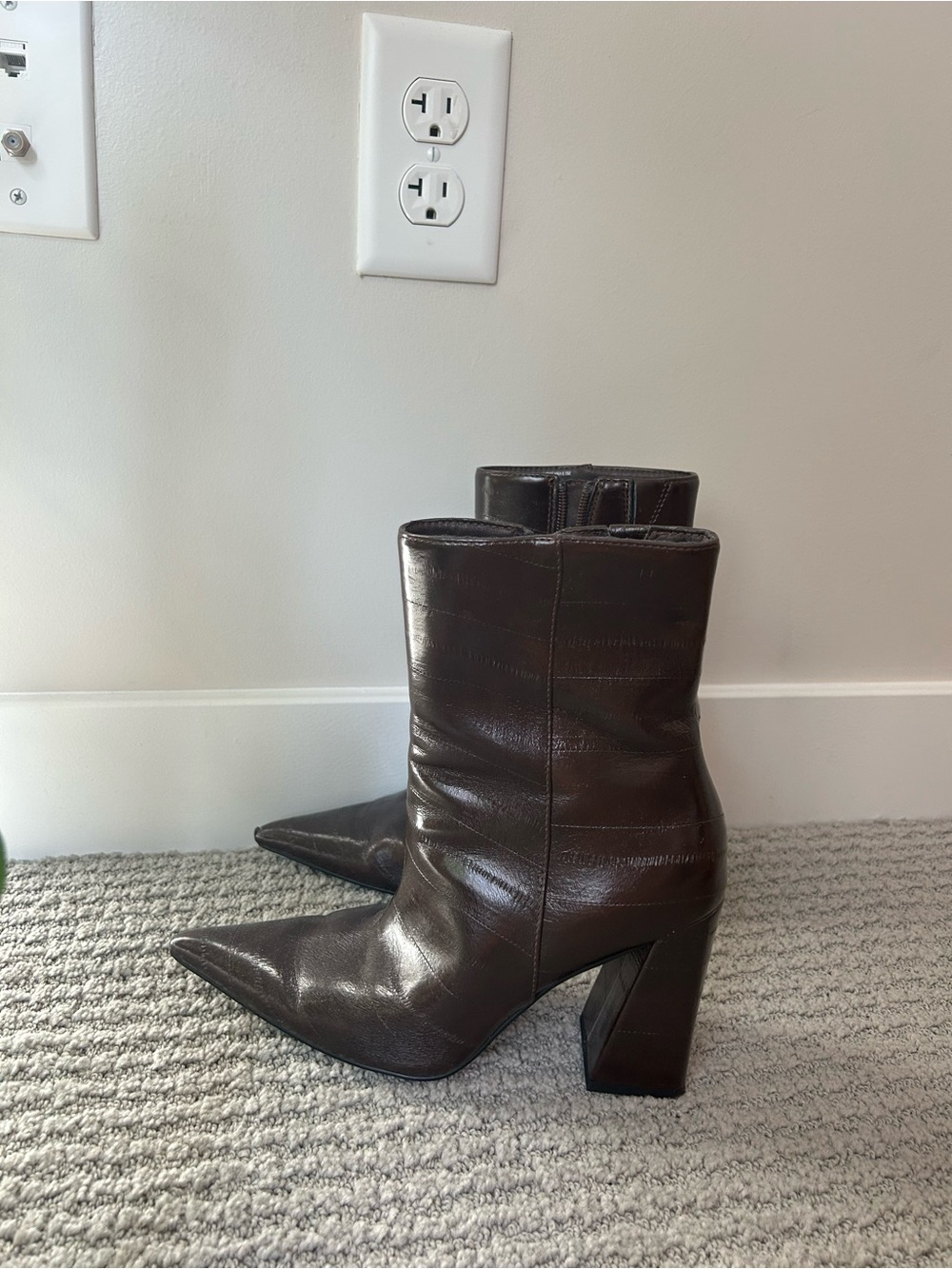 Steve Madden Audreana Dark Brown Pointed Toe Block Heel Ankle Boots
